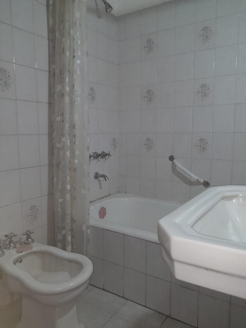 CASA DE CUATRO AMBIENTES EN VENTA -LA MATANZA