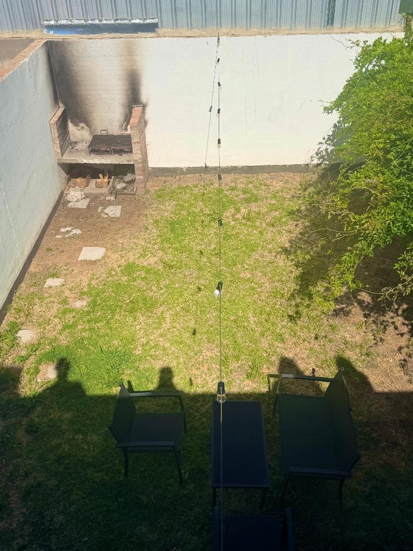 Depto Tipo Casa en Venta con 1 cocheras