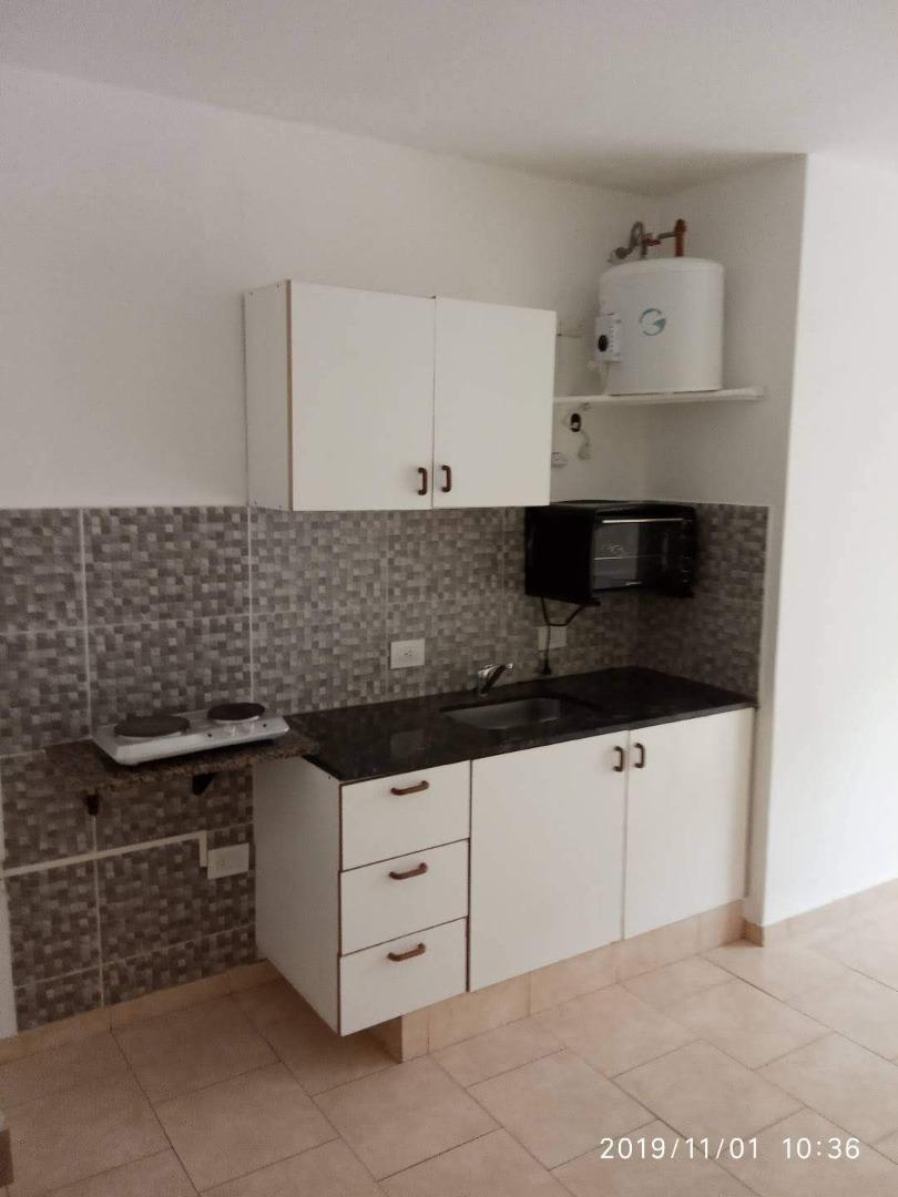 Departamento en Alquiler en Martin Coronado, $ 350.000
