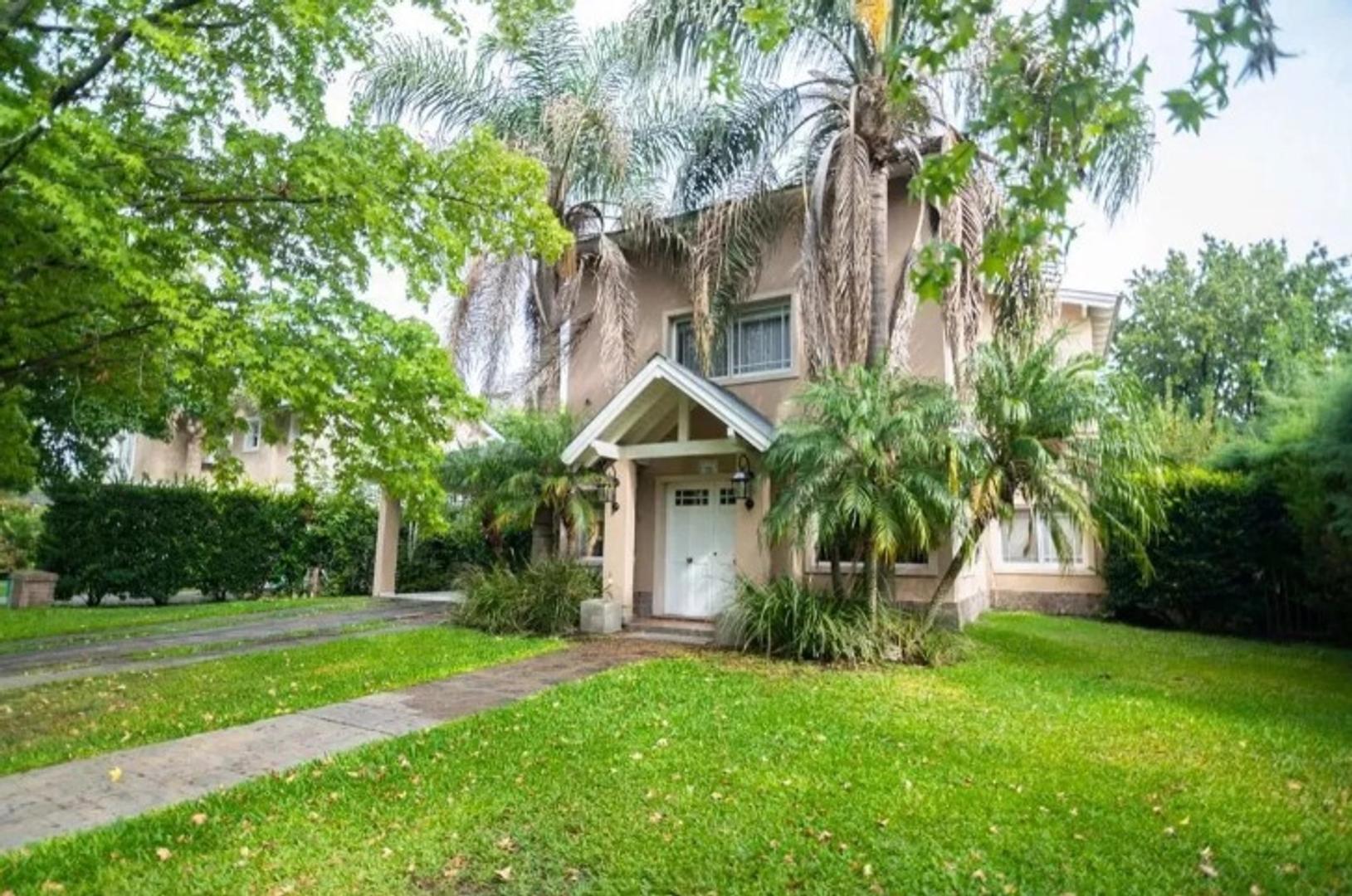 CASA VENTA "CASCO DE MORENO" MORENO