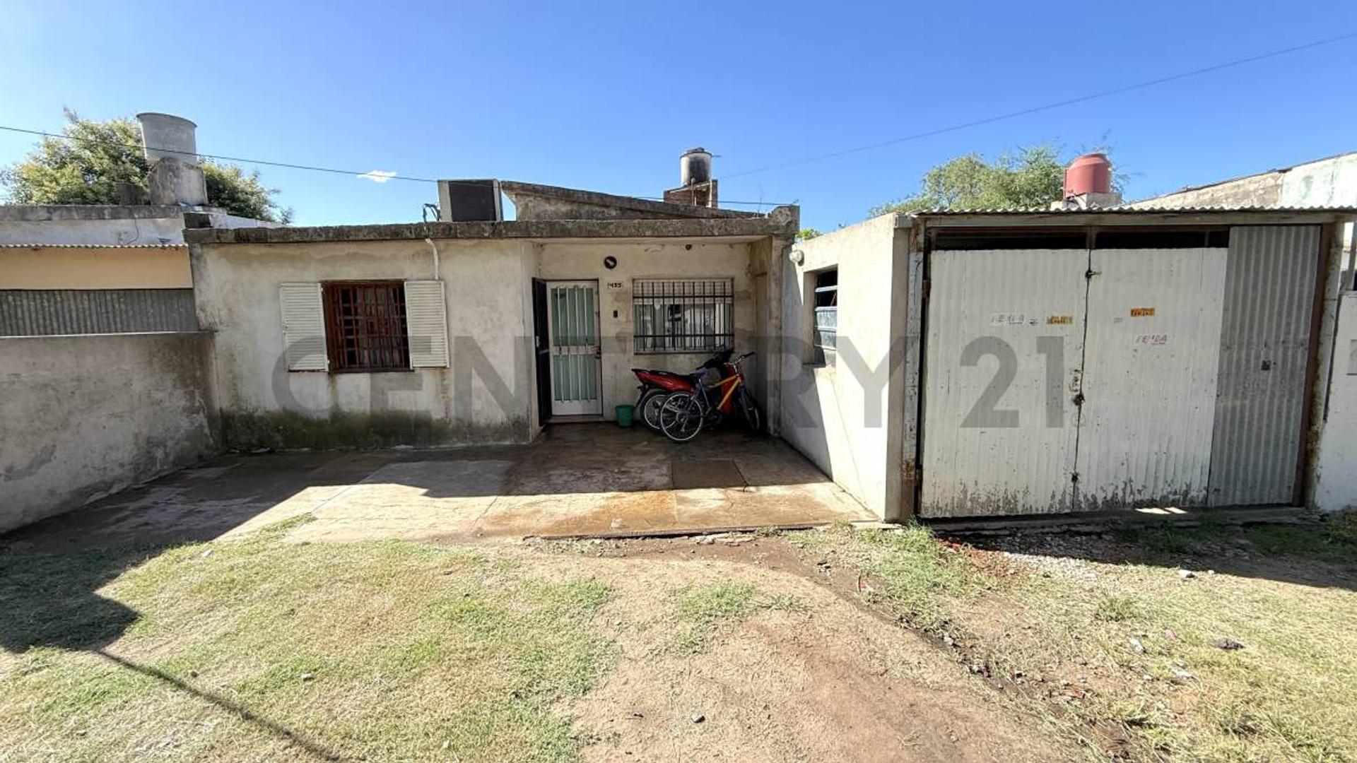 Vuelta de Obligado 400, Piso 0