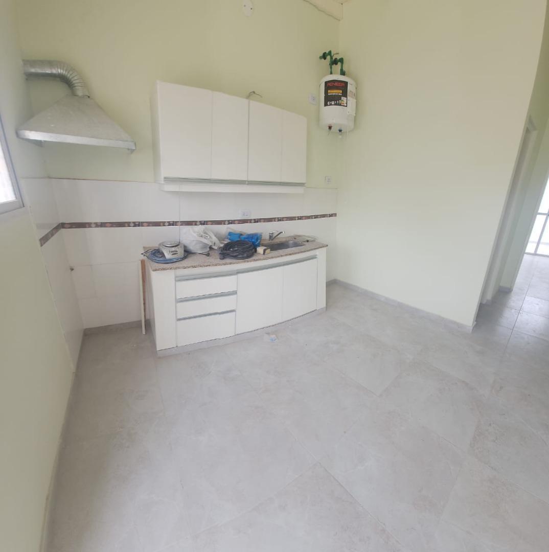 Depto Tipo Casa en Alquiler de 2 ambientes
