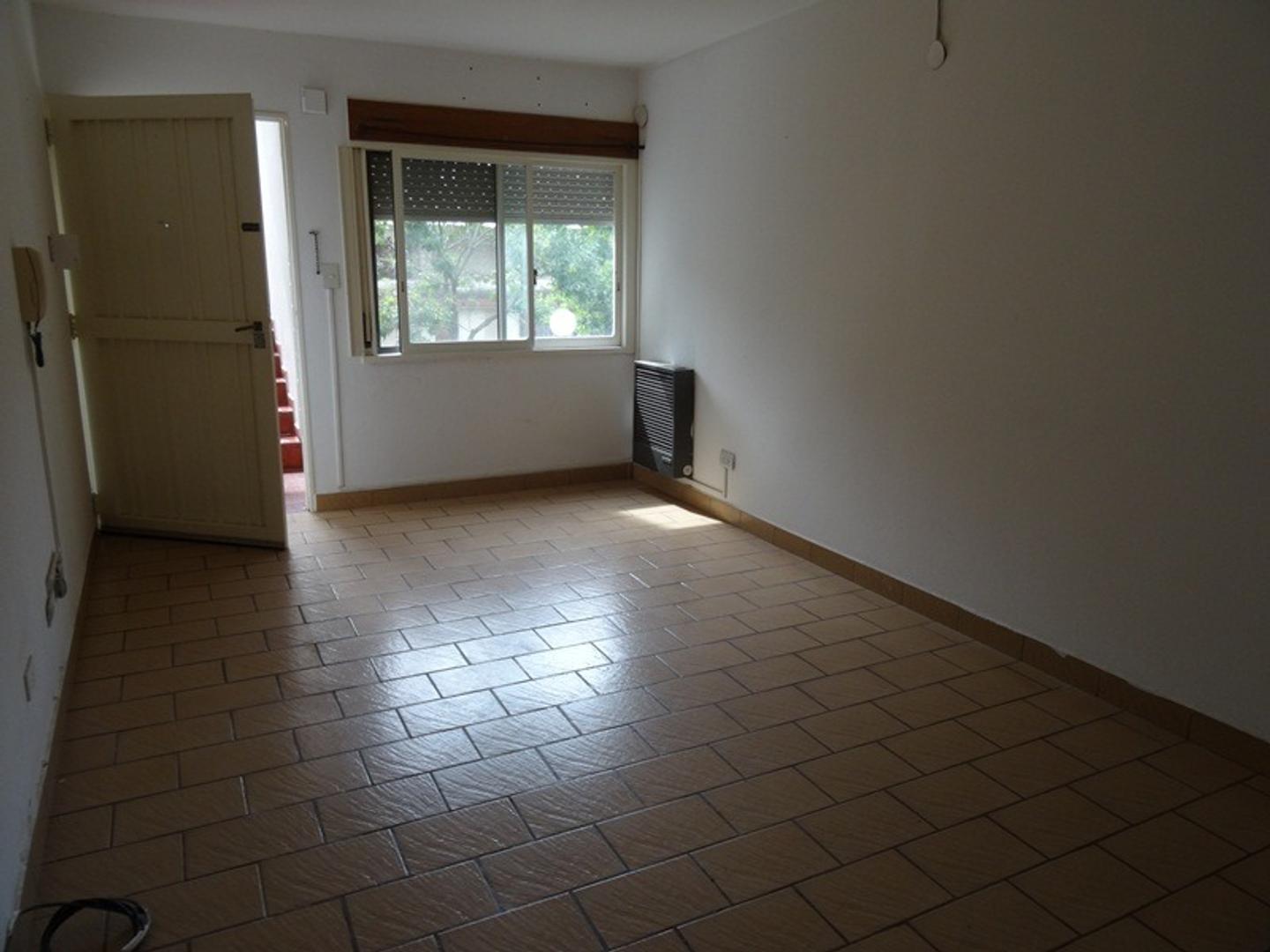 Las Heras 925 , Piso 1