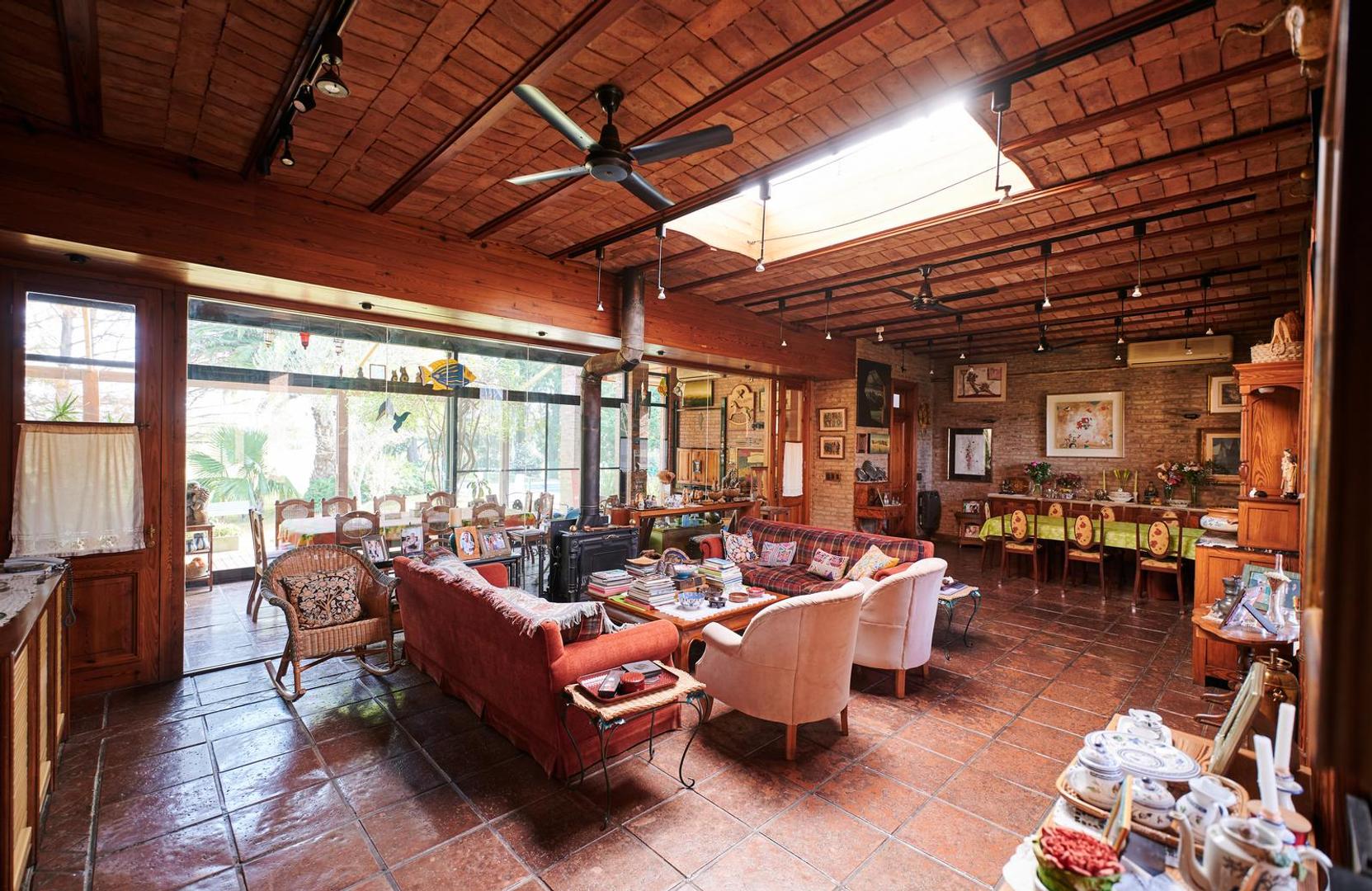 Casa en Venta de 5 dormitorios