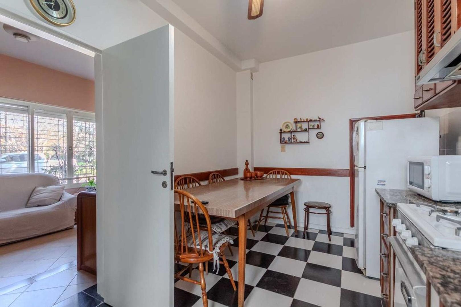 Depto Tipo Casa en Venta 41 años