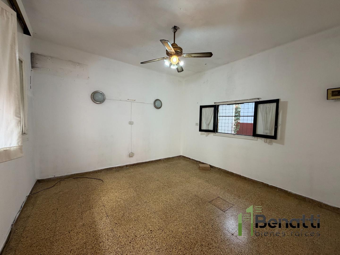 Departamento 3 ambientes en planta baja. SIN EXPENSAS.