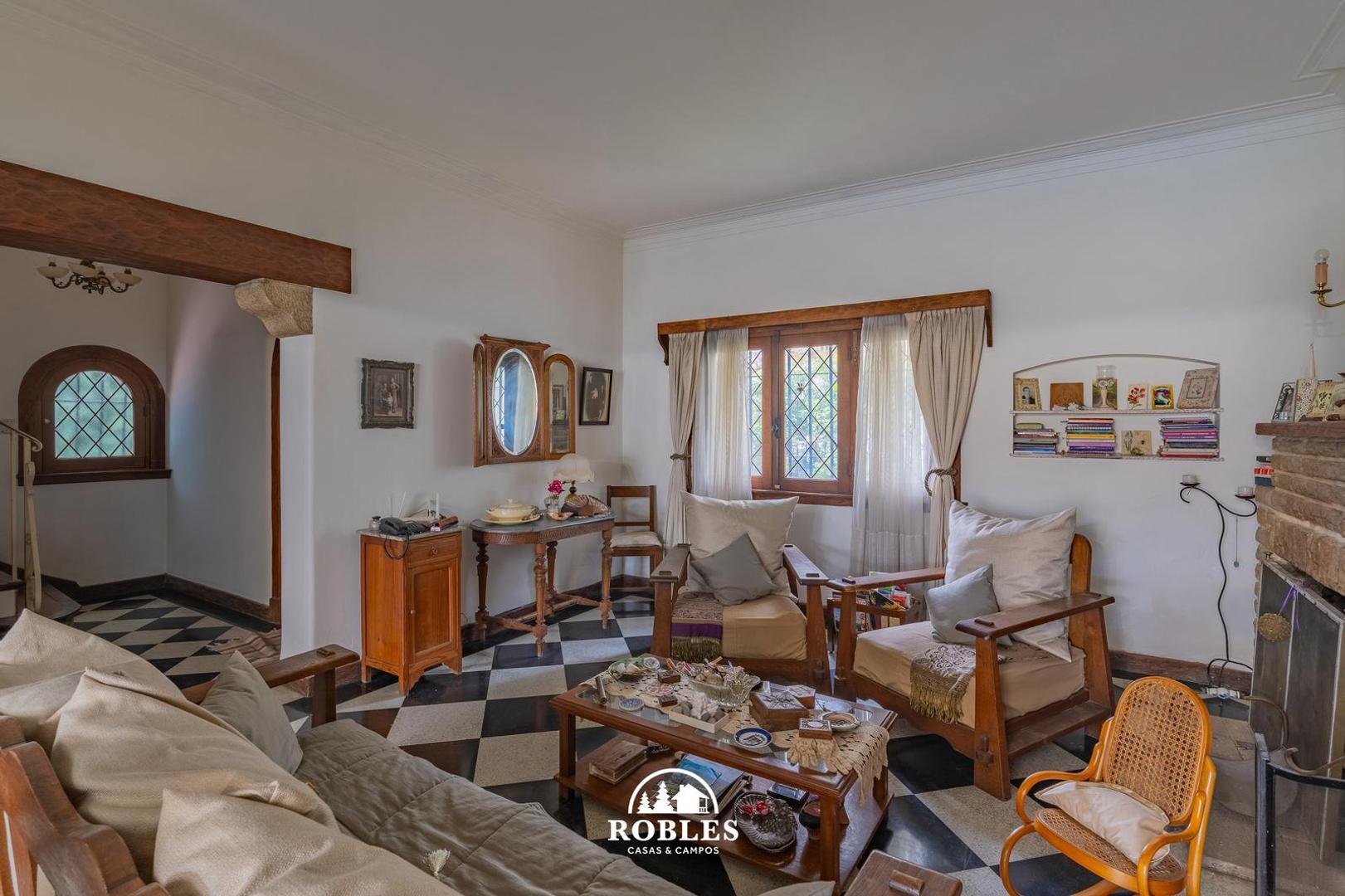 Casa 4 ambientes con 3 baños