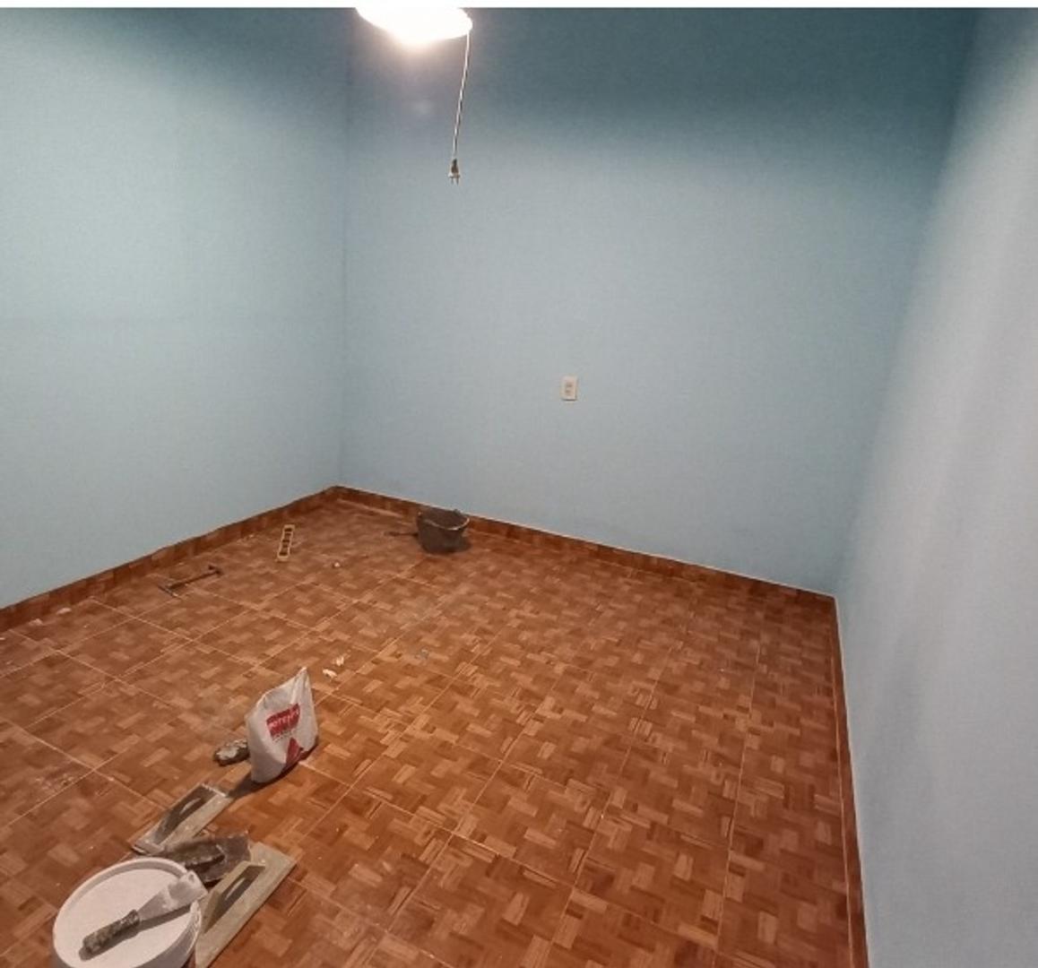 Casa 3 ambientes con 1 baño