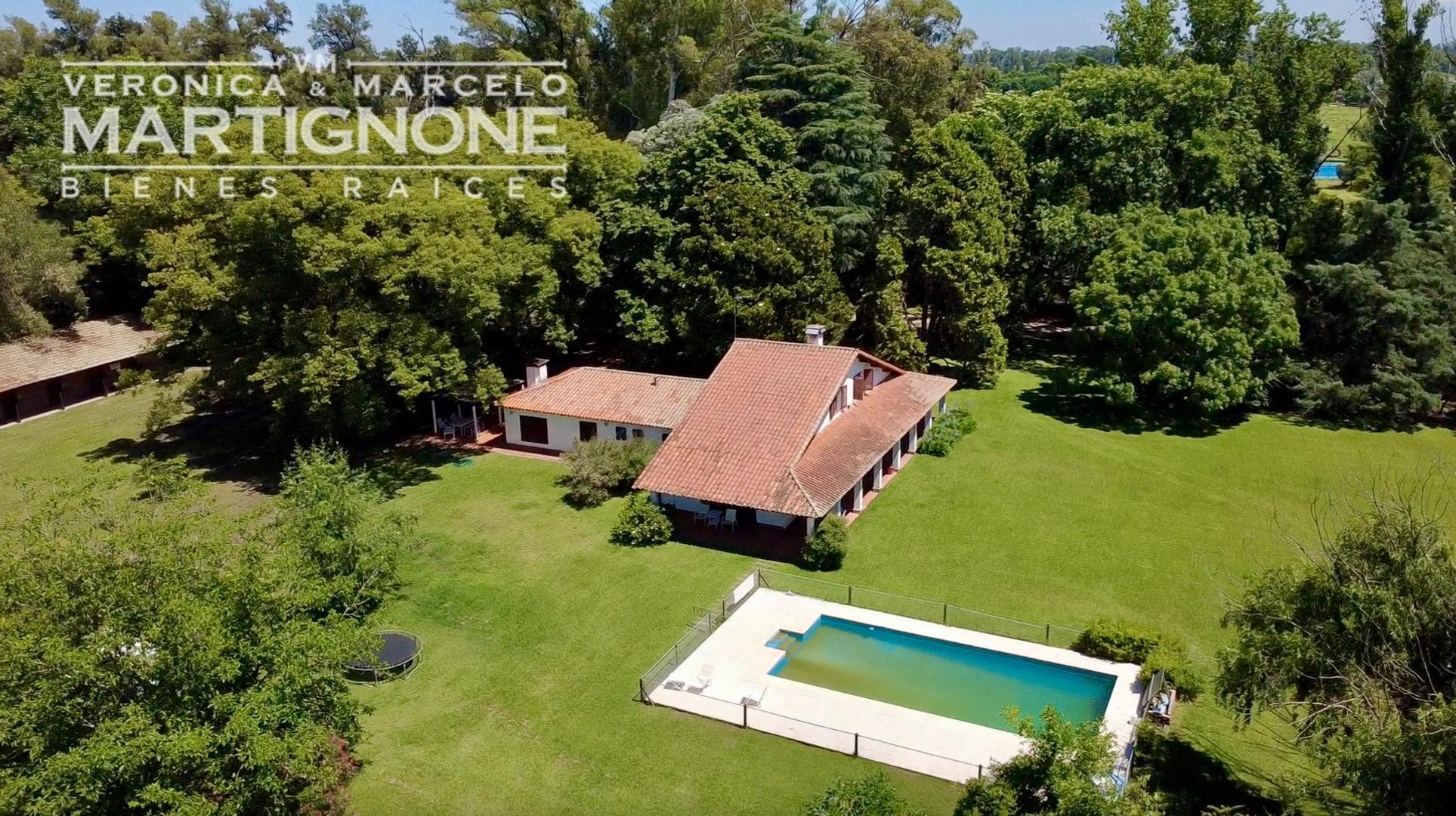 6 Has. en venta con casa, casa de casero y caballerizas