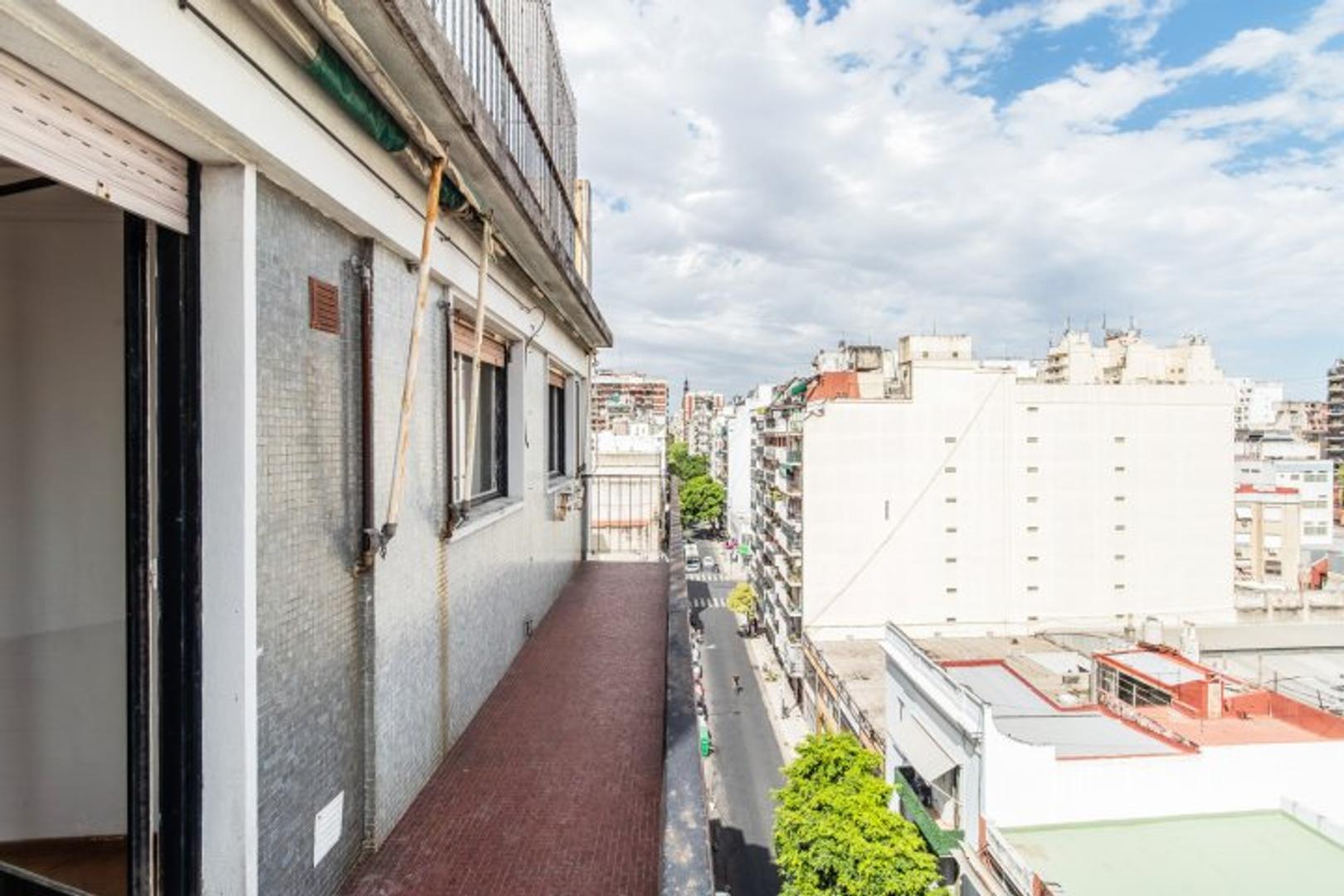 Departamento en Venta 3 Ambientes con Balcón en Balvanera