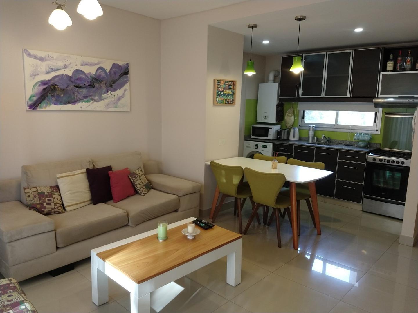 Departamento 2 ambientes con 2 baños