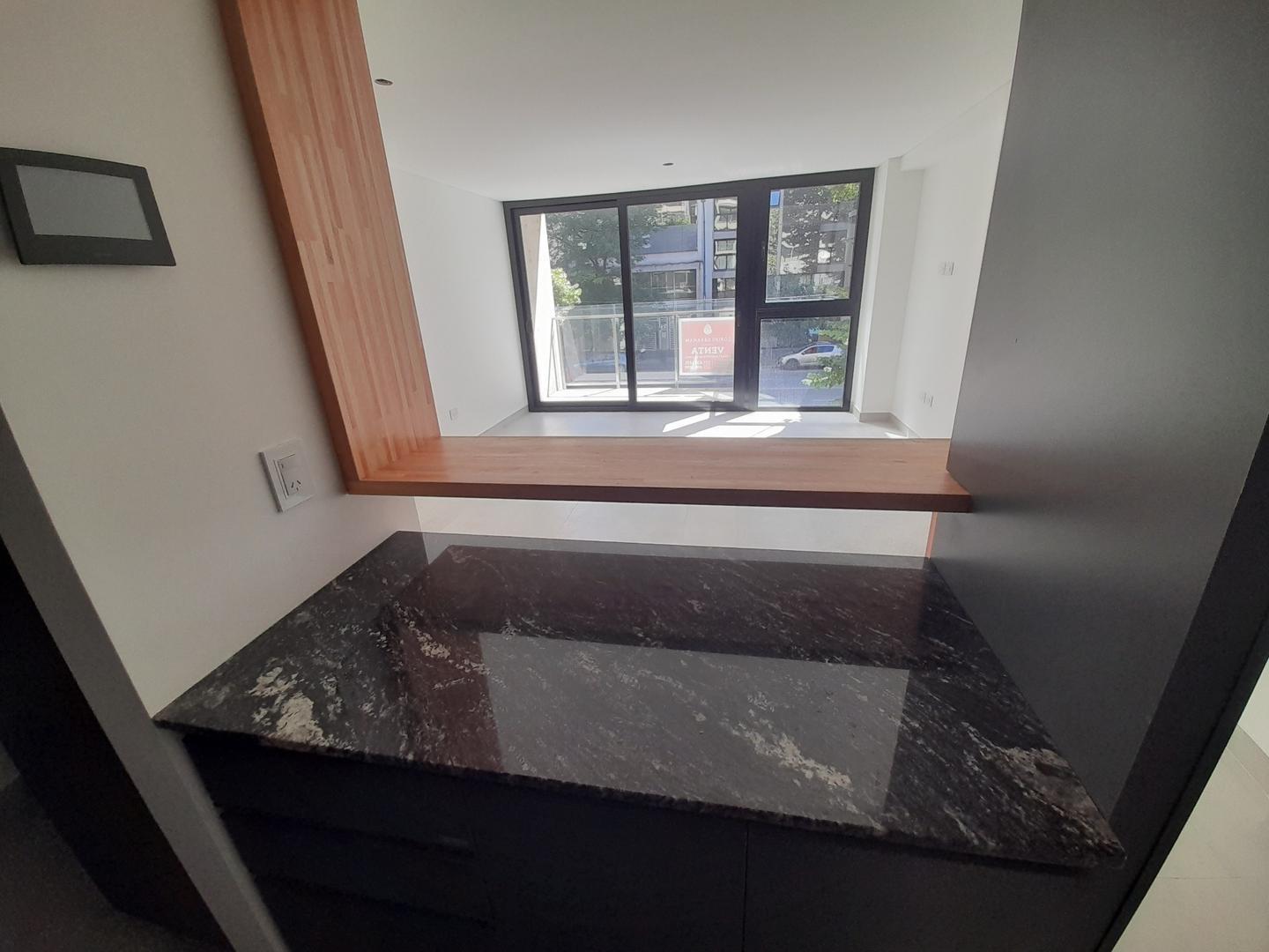 Departamento en Venta en Plaza Mitre, USD 145.000