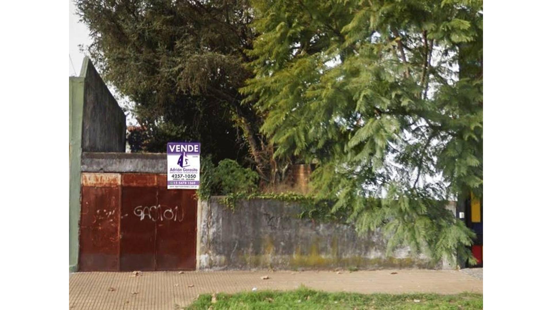 Excelente lote. Único en su ubicación. 10 x 27 mts. Quilmes.