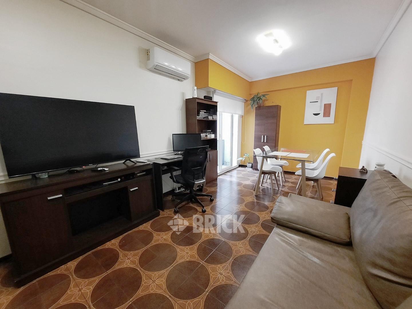 SEMIP EN GUEMES AL 4100 - 44 M2 IMPECABLE BALCON GRAN LIVING