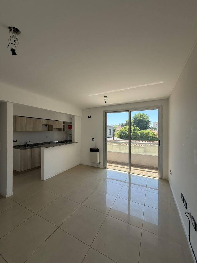 ALQUILER DEPARTAMENTO 2 AMBIENTES, ITUZAINGO CENTRO