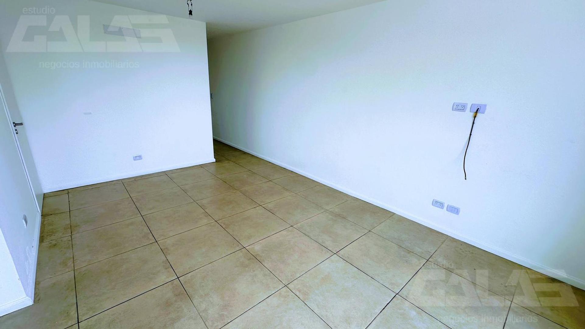 Departamento en Alquiler en Haedo Norte, $ 580.000