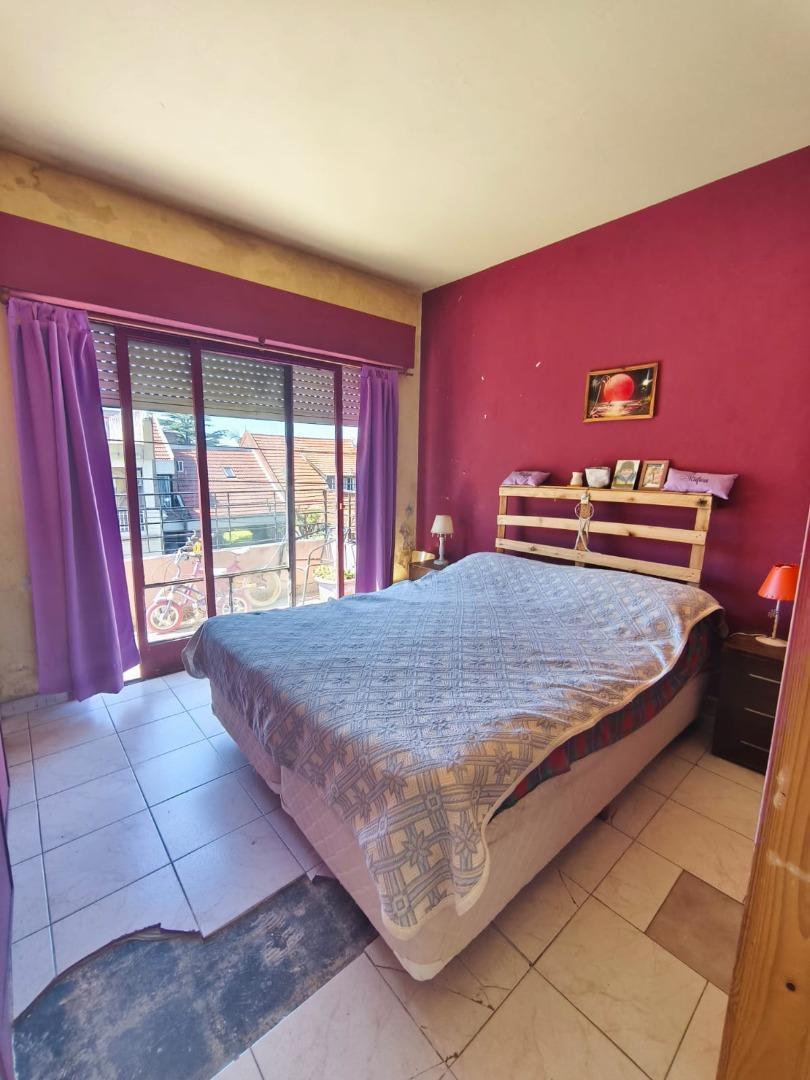 Se VENDE PH en planta alta de 3 ambientes