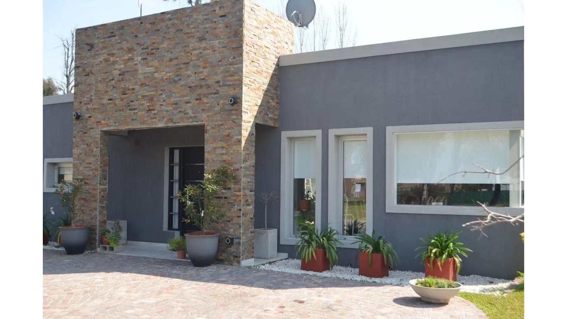 Luis De Camoens Al 2000