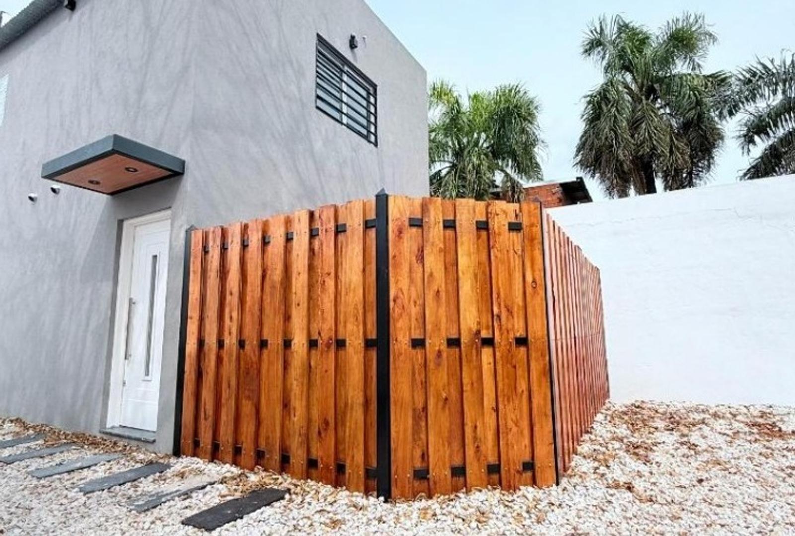 Depto Tipo Casa en Venta con 1 cocheras