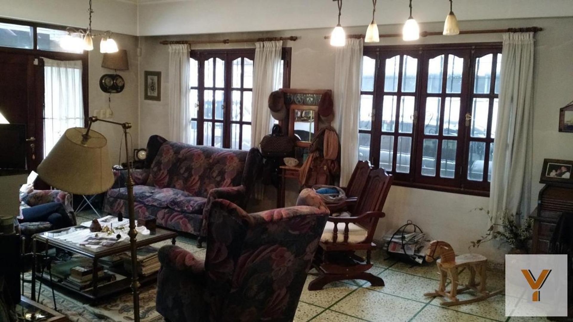 Casa 6 ambientes con 3 baños
