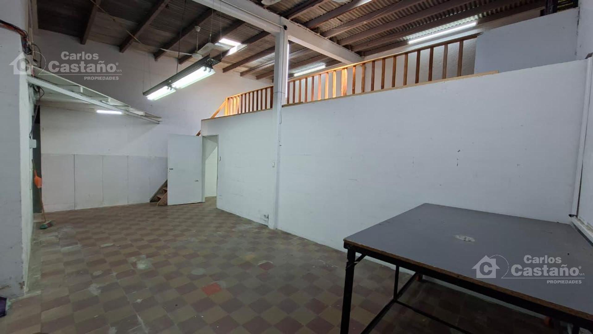 Depósito en Barrio Vicente López