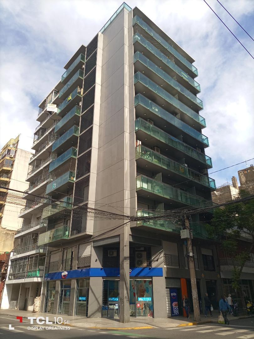 Montevideo 1400, Piso 05