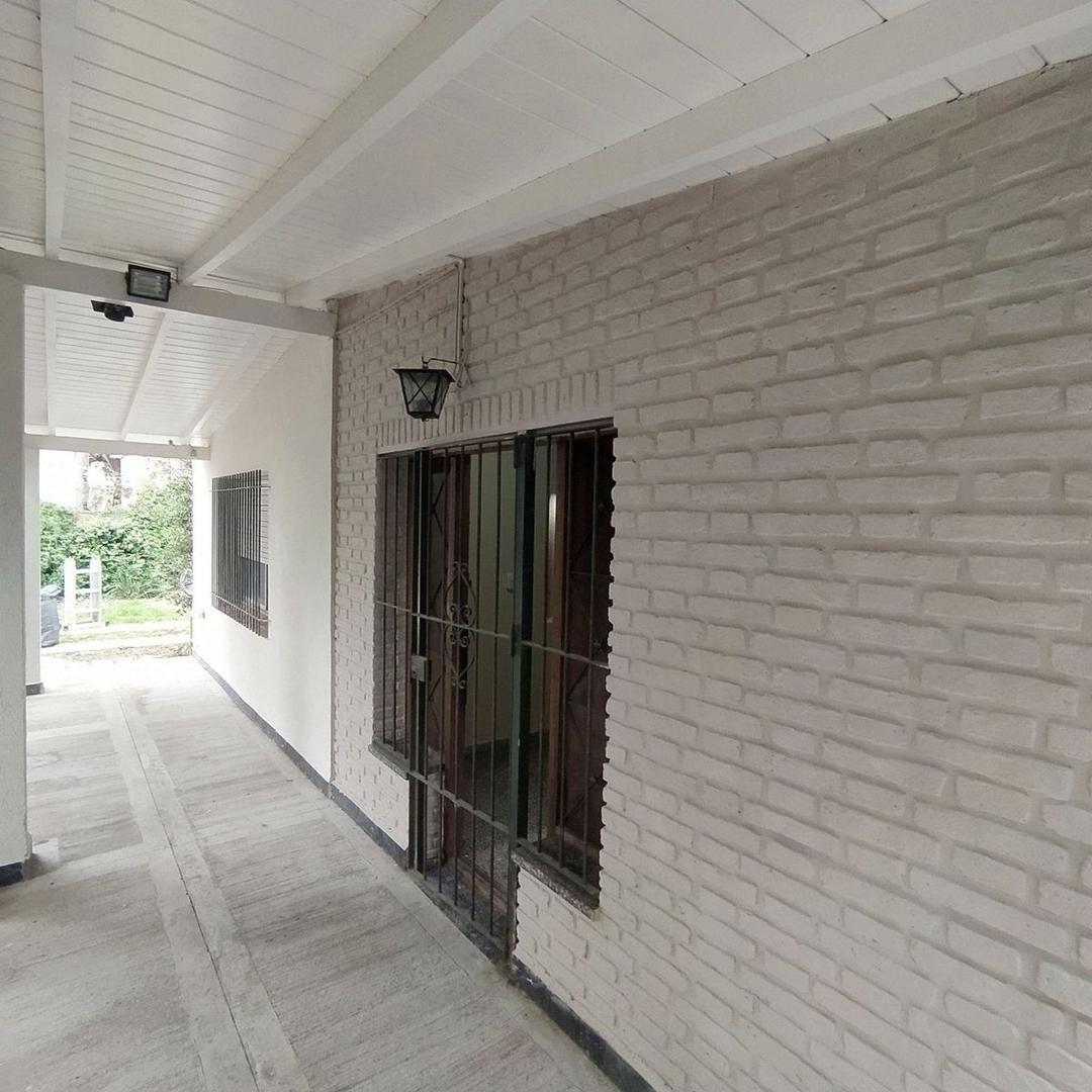 Casa en Venta en Garin, USD 110.000