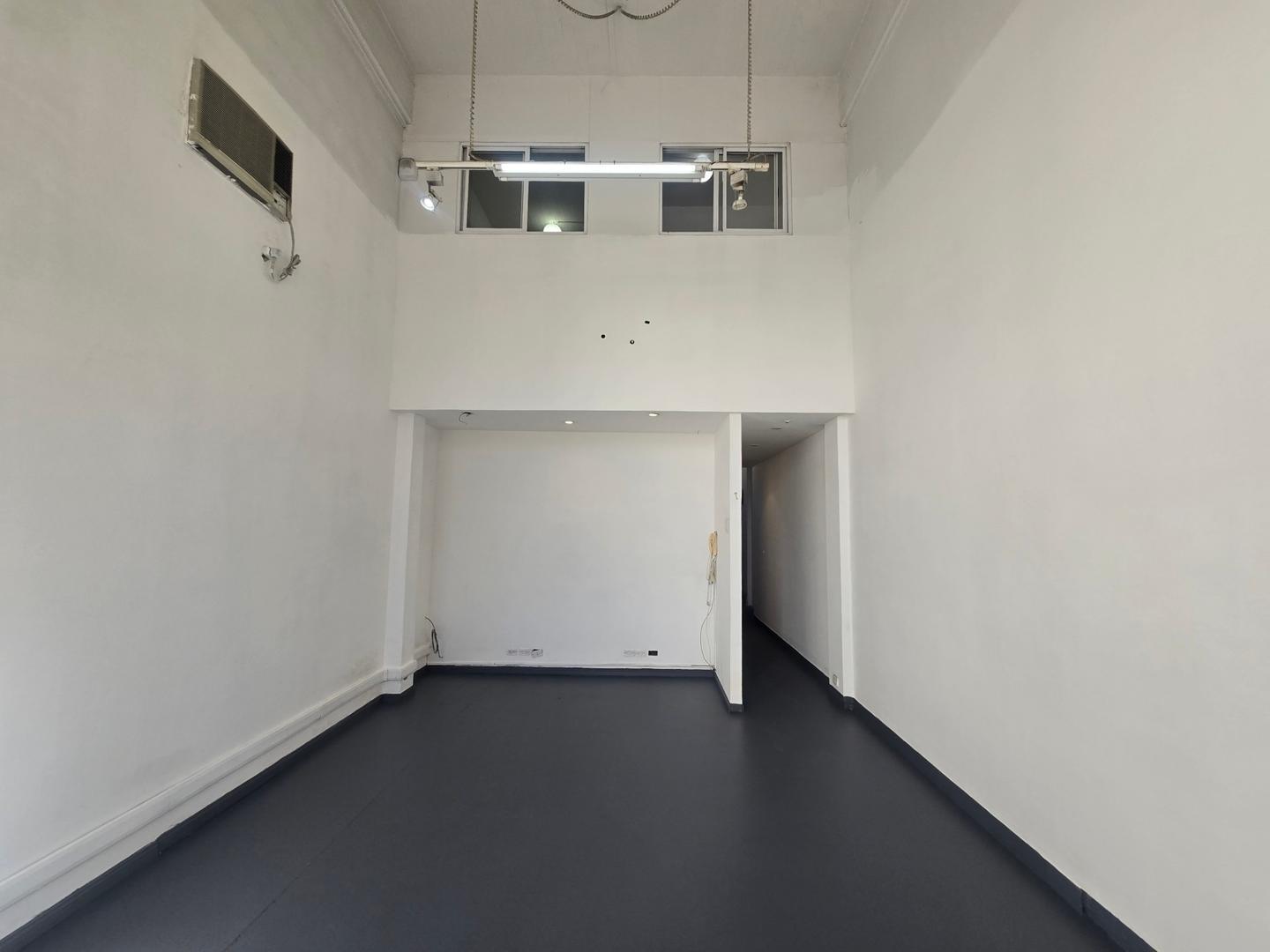 OPORTUNIDAD AMPLIO LOCAL COMERCIAL