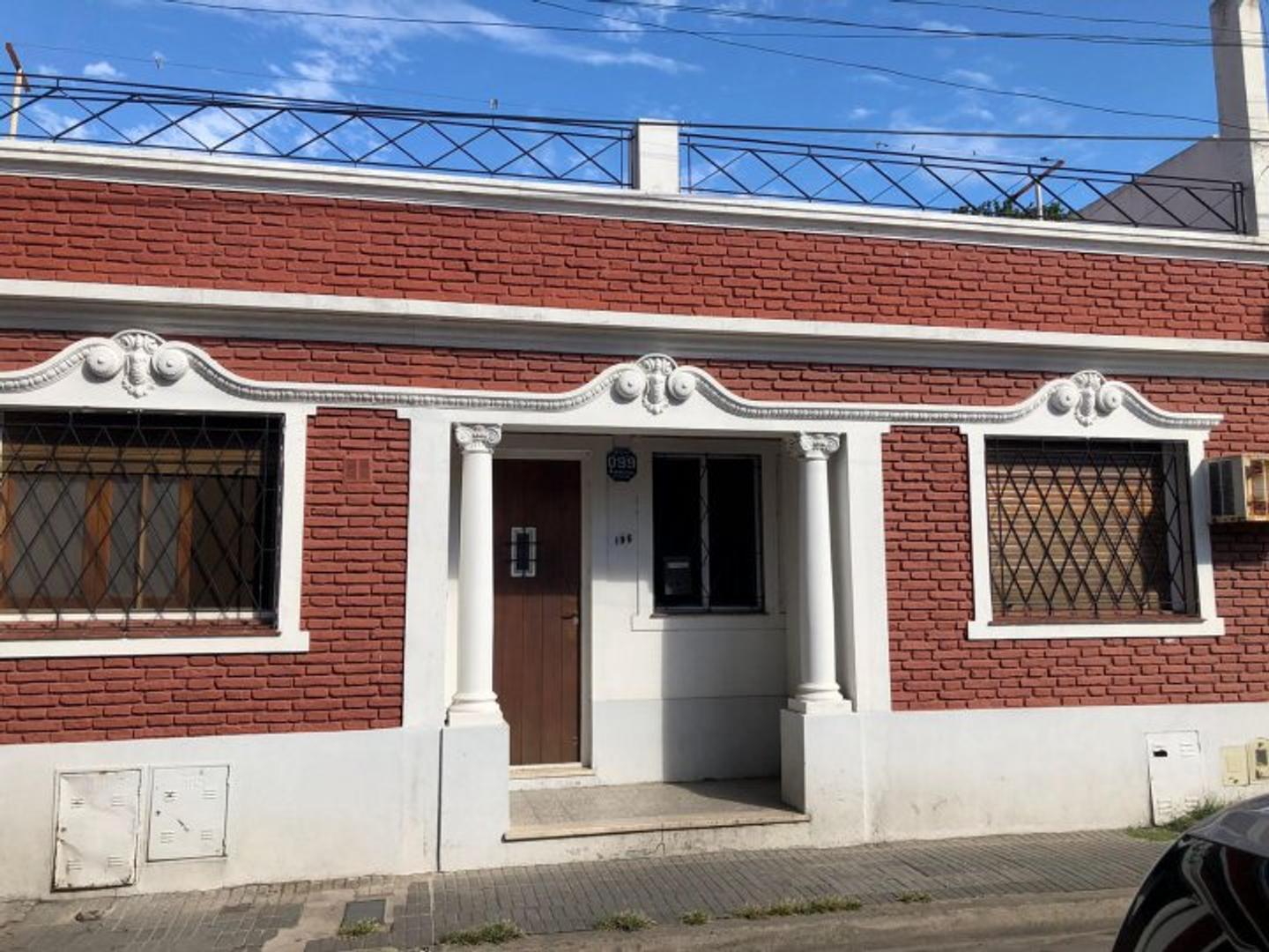 "Venta de PH en Bernal Centro – Excelente Ubicación"