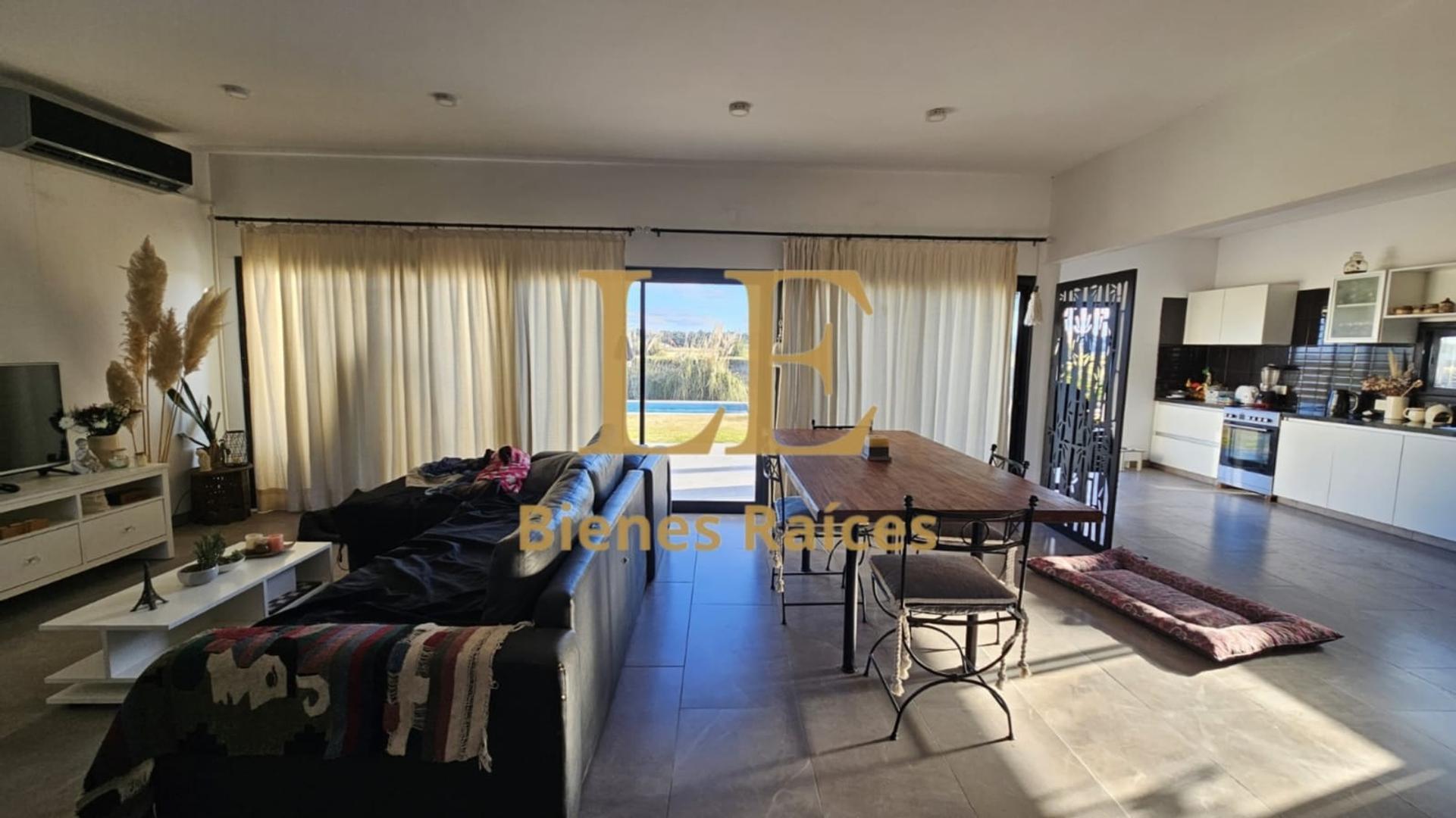 Casa en Venta de 5 dormitorios