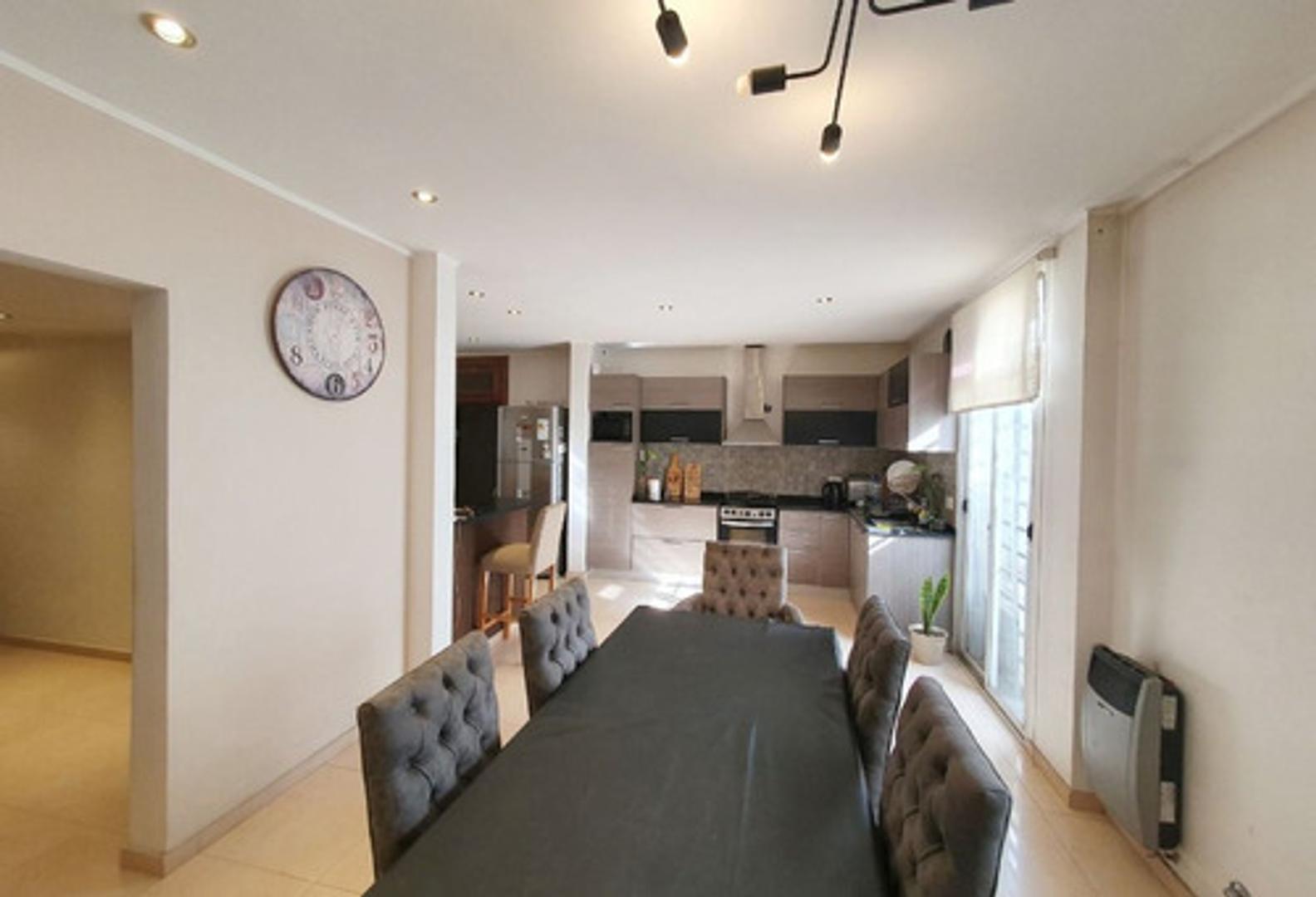 Casa en Venta en Quilmes Oeste, USD 150.000