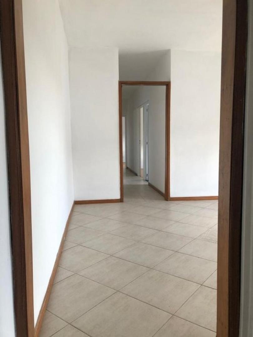 Las Flores 1600 , Piso 10