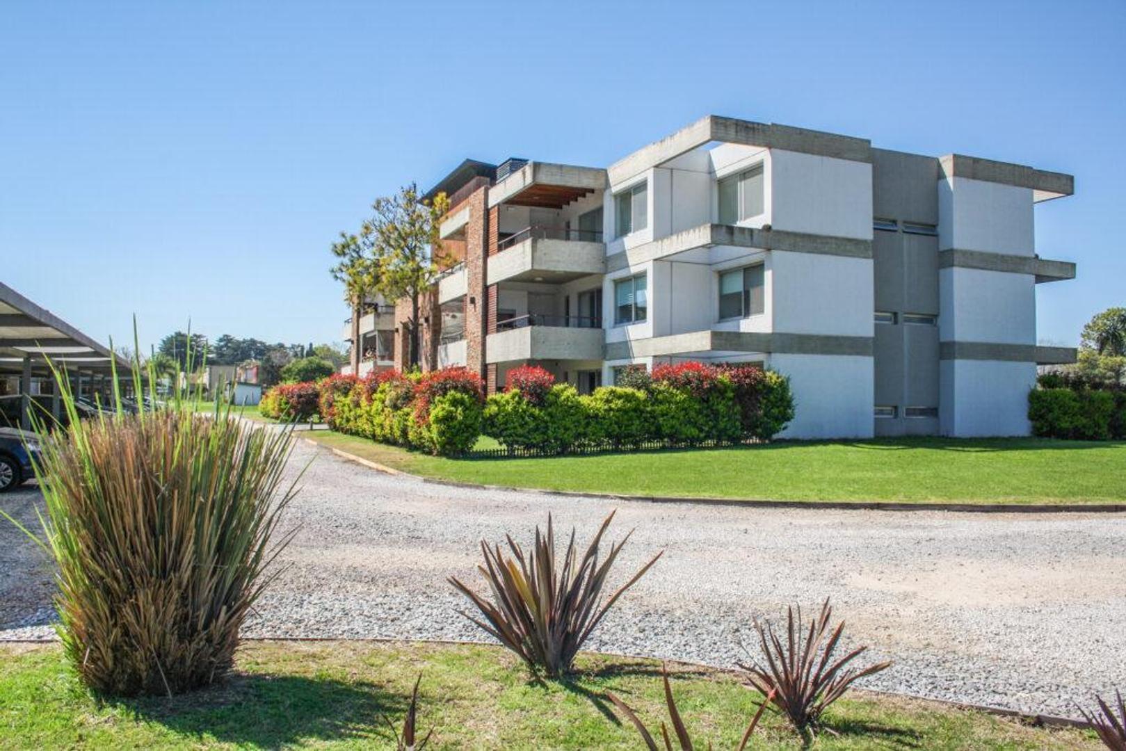 Departamento en Venta en Altos De Benavidez, USD 130.000