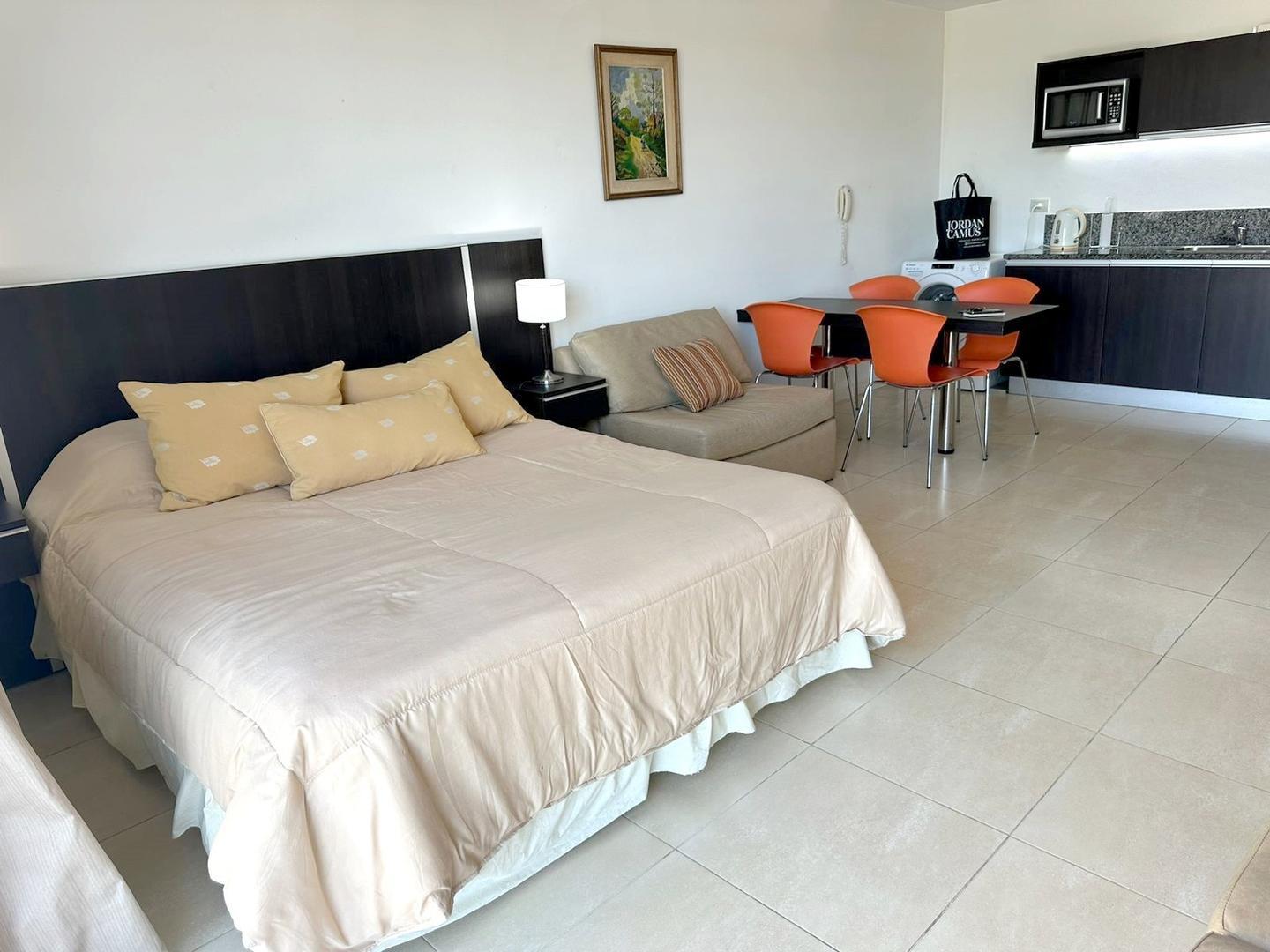 Departamento en Alquiler Temporal con 1 cochera