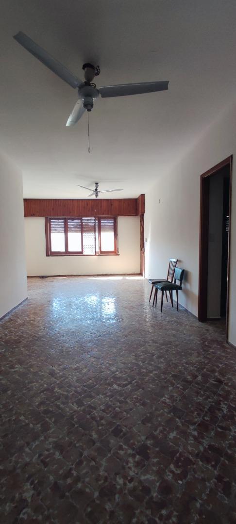 San Luis 1200, Piso PA