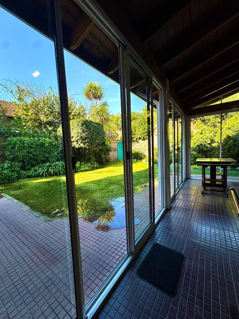 Casa en venta en Luis Guillon/ Financiación/ Permuta dpto