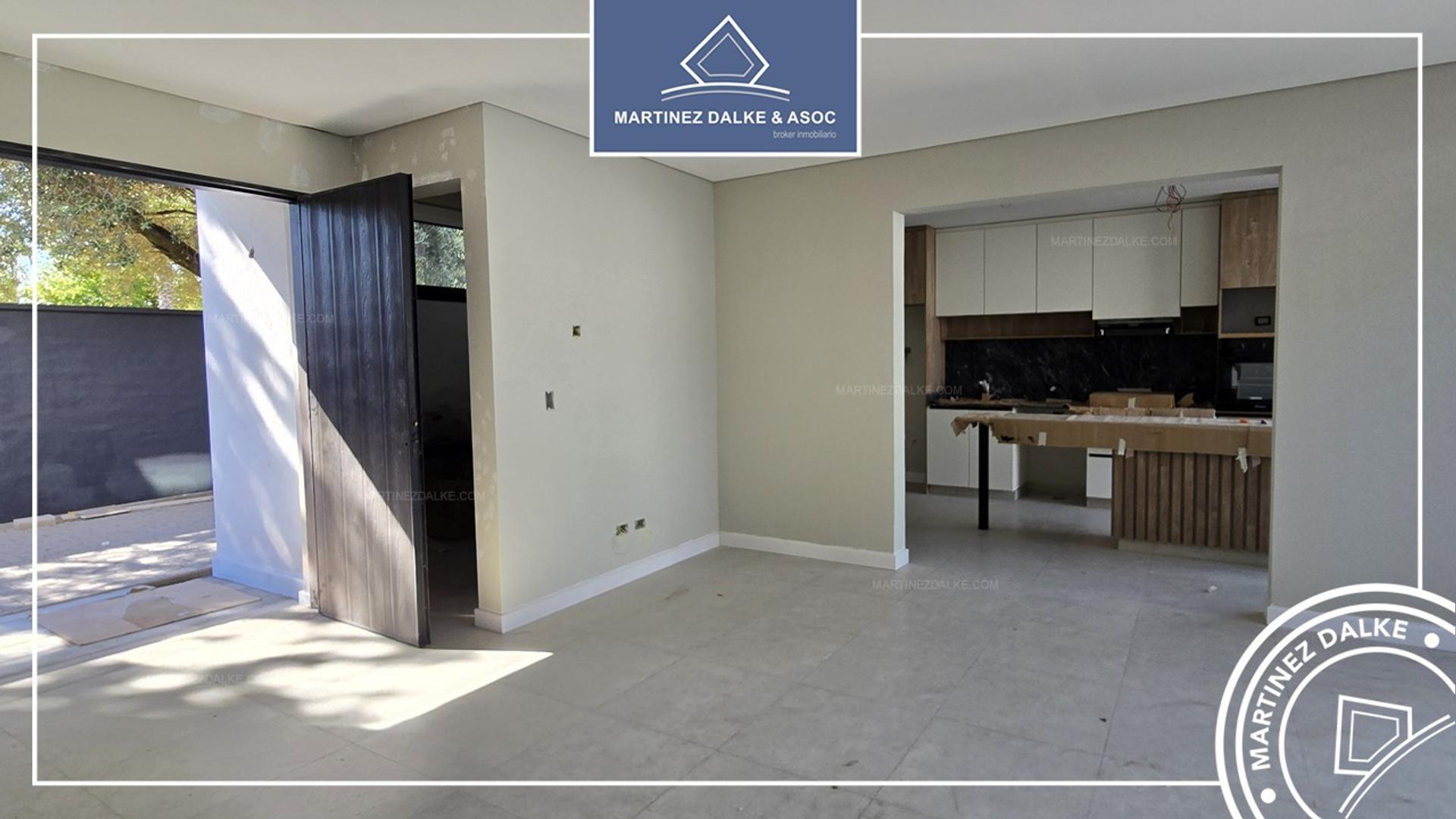 Casa 4 ambientes con 3 baños