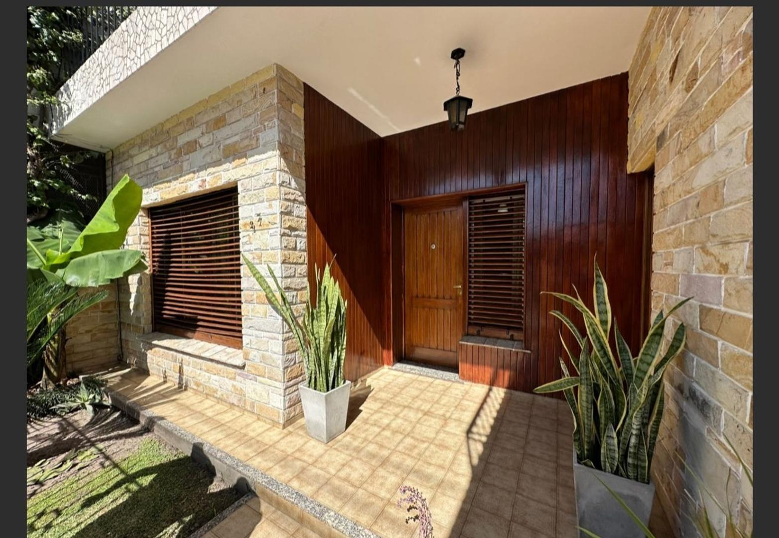 Venta casa 3 ambientes Bernal Quilmes