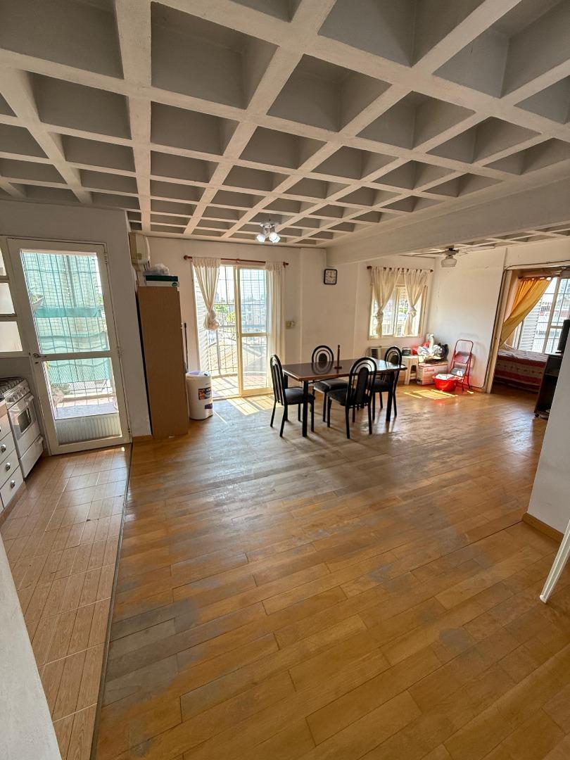 Departamento 2 ambientes con 2 baños