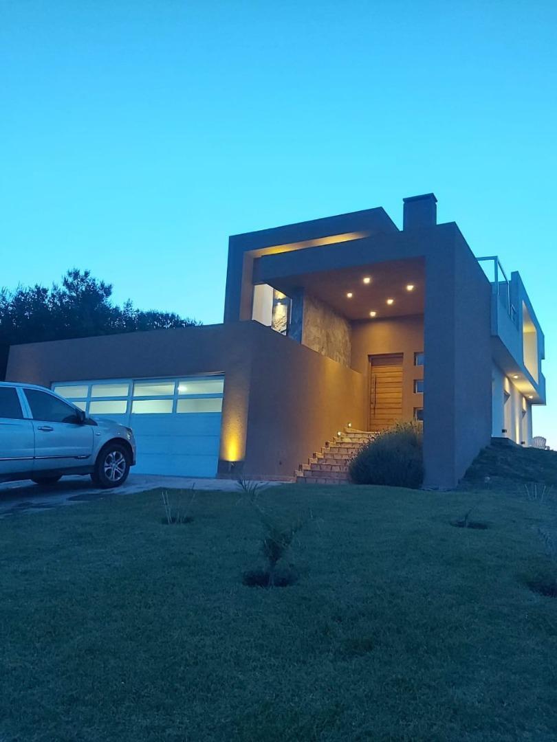 Km 382, Ruta Provincial 11 100