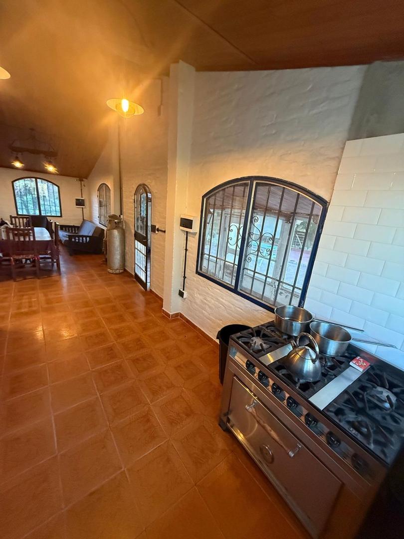 ¡Se vende hermosa casa con vista al Rio!