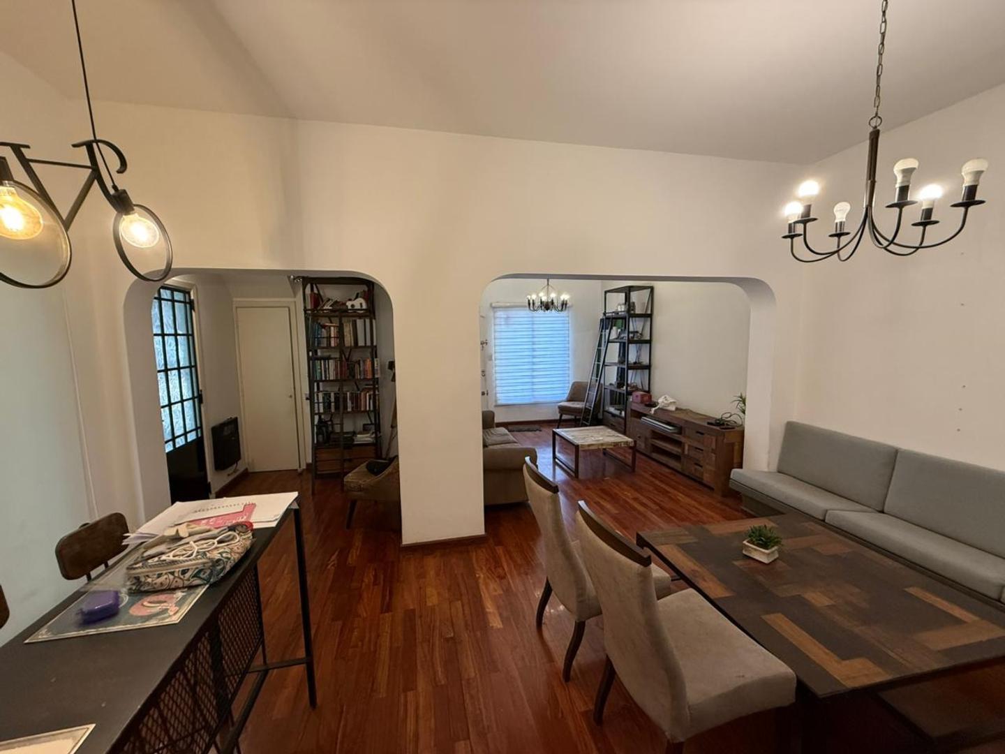 Depto Tipo Casa en Alquiler en Ramos Mejia, $ 2.500.000