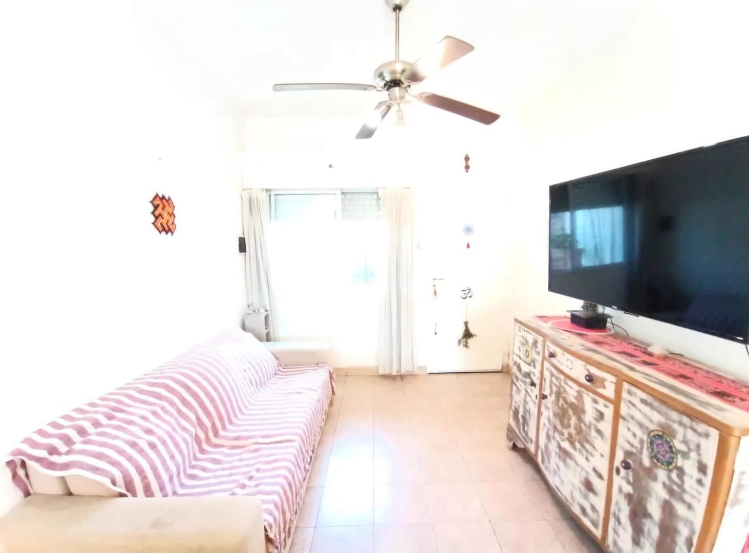 Depto Tipo Casa 4 ambientes con 1 baño