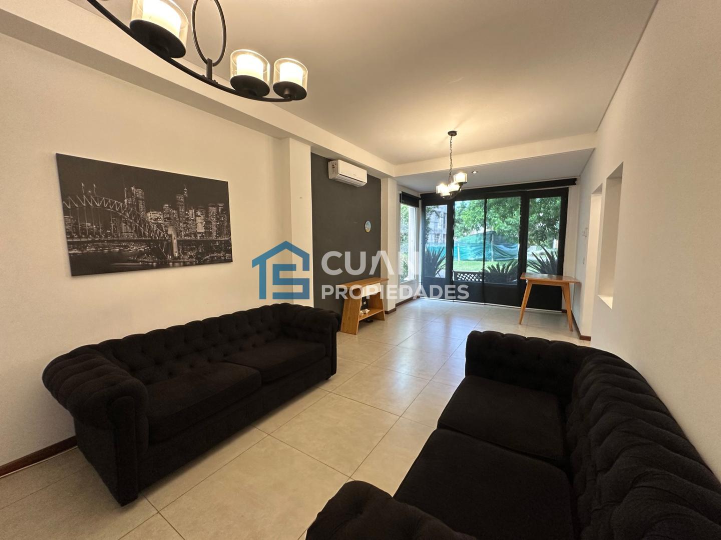 Casa 5 ambientes con 4 baños