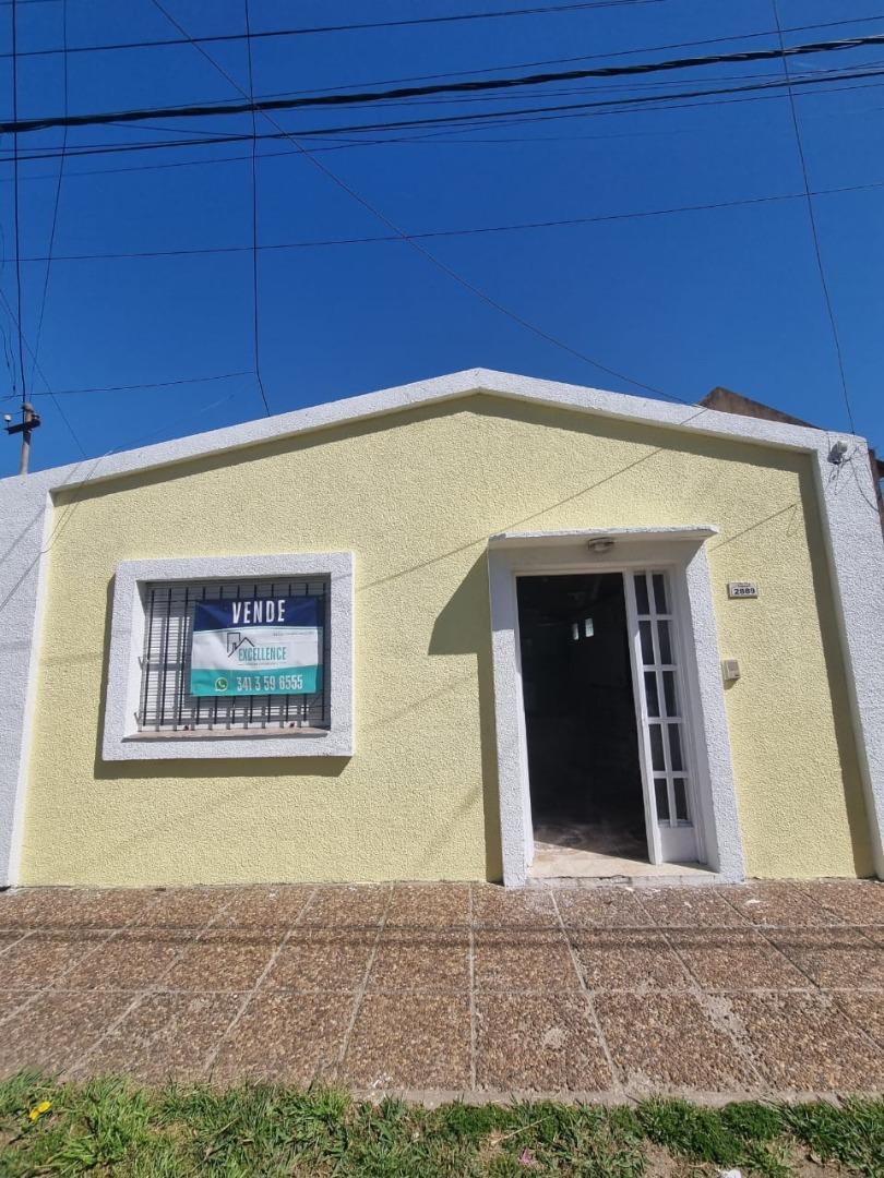 CASA DOS DORMITORIOS C/ PATIO