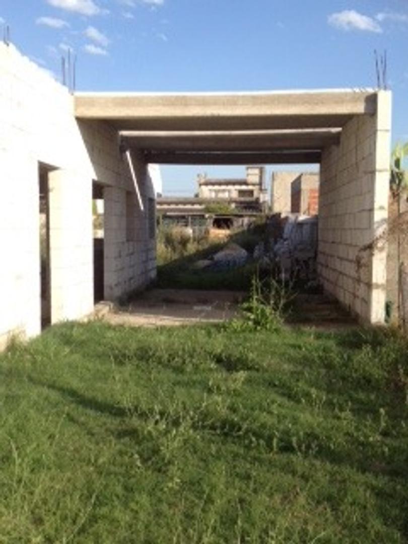 Construcción - APTO CREDITO - BARRIO LAS ROSAS