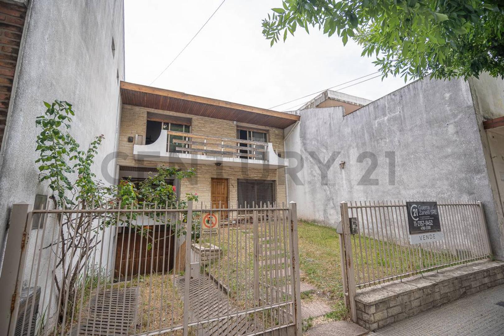 Emilio Lamarca 1000, Piso 0