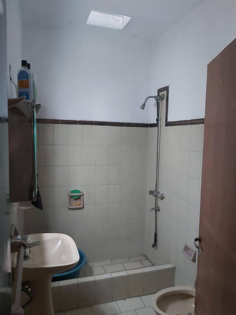 Casa Americana sobre lote propio