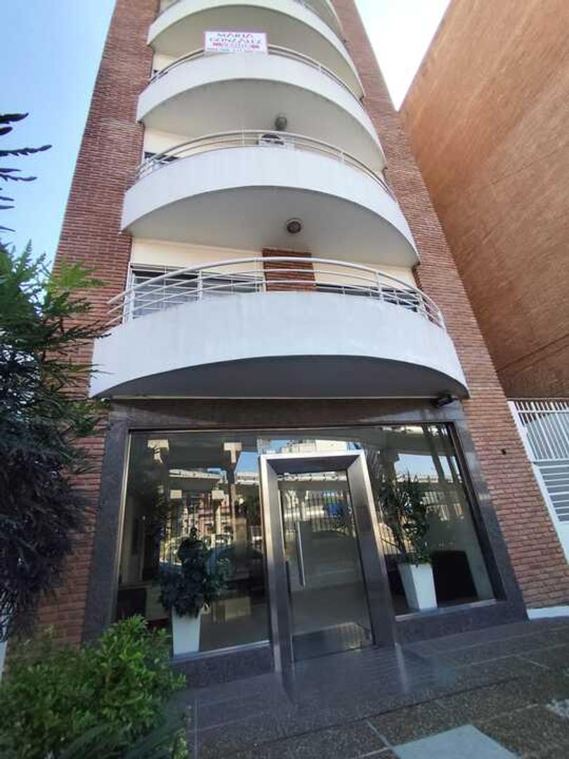 Departamento en Leandro N. Alem 341