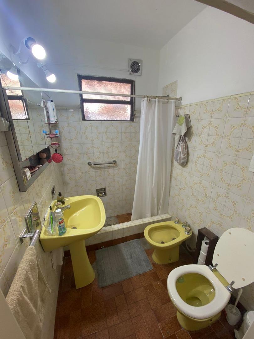 Casa en ph de tres ambientes en venta en Villa Sarmiento